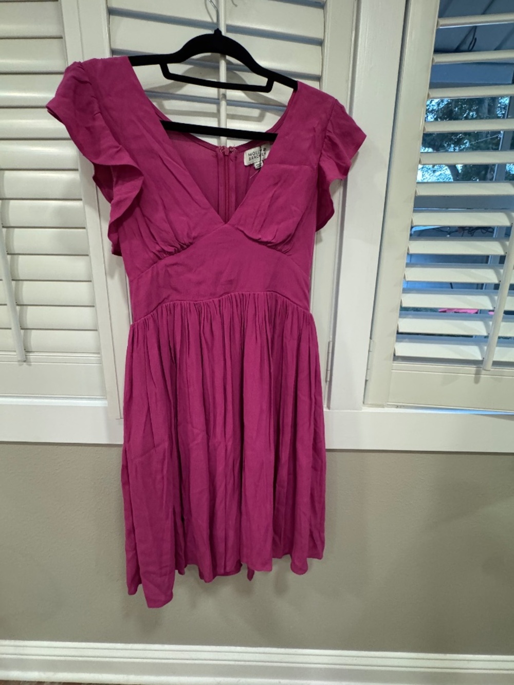 NWT Molly Bracken XS Magenta Flutter Sleeve Fit & Flare Dress